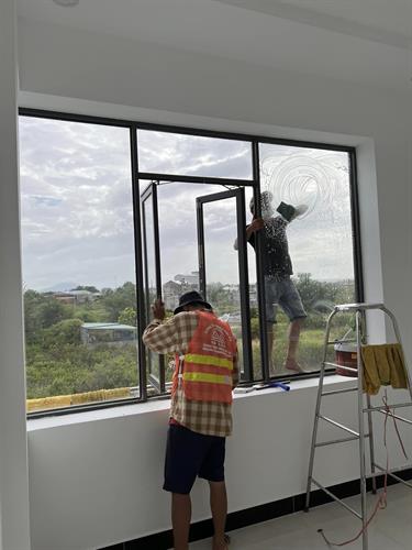 Dịch vụ vệ sinh văn phòng công ty bất động sản chuyên nghiệp | Vệ sinh công nghiệp Phan Thiết - An Lộc