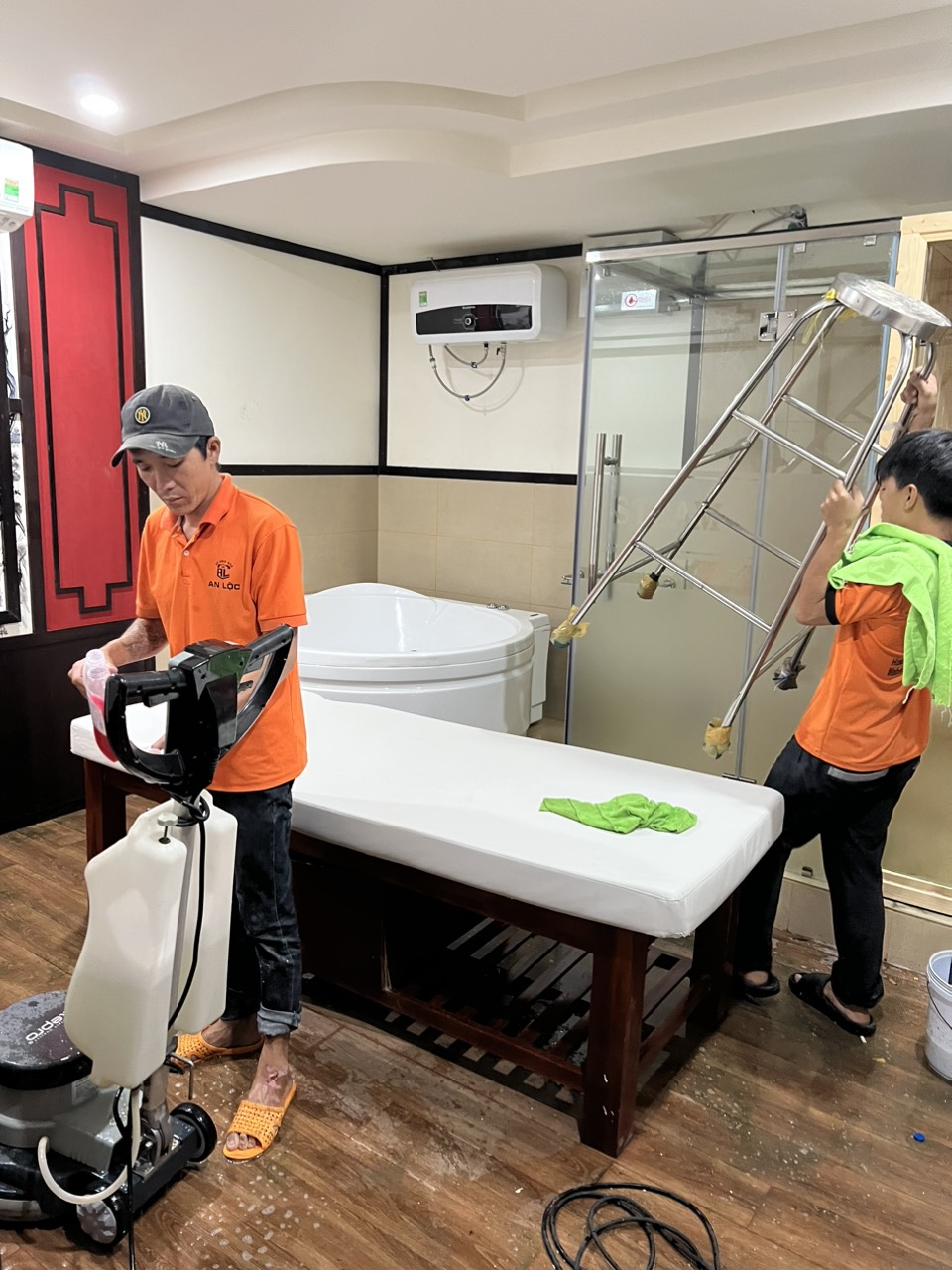 Dich vụ vệ sinh công nghiệp trọn gói giá rẻ tại Phan Thiết - Bình Thuận | Vệ sinh công nghiệp nhà An Lộc